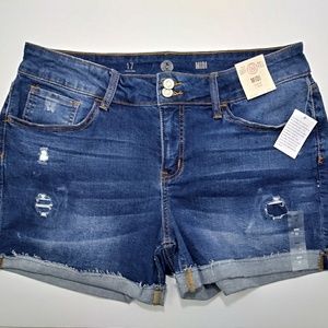 So Junior Shorts Distressed Mended Low Rise 17